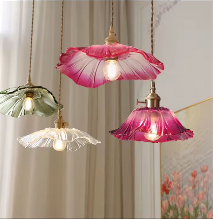 Vintage Elegance: Handcrafted Tiffany Lamp Shades - Add Timeless Beauty to Your Home!